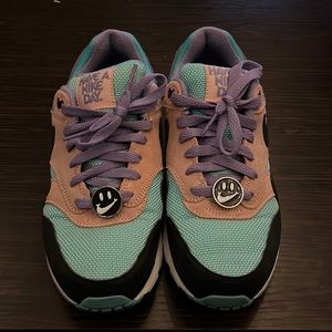 Nike Air Max 1 - Have a Nike Day